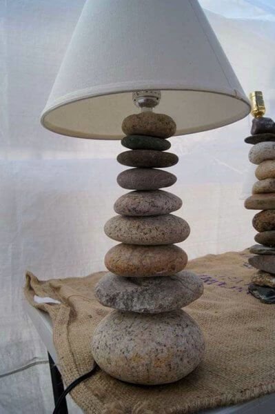 Lampara con piedras