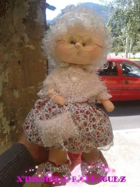 Patrón de Muñeca abuelita en tela