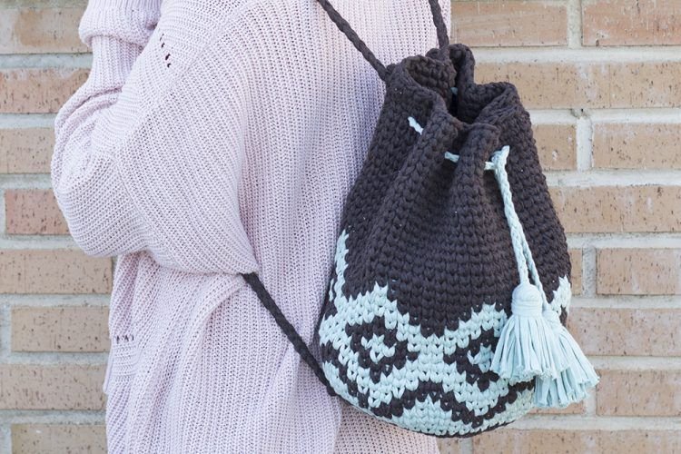 Tutorial para hacer una mochila boho de trapillo