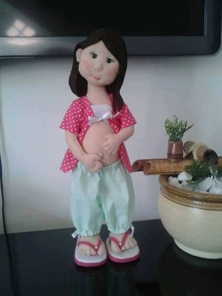 DIY+Moldes para hacer una muñeca embarazada en fieltro