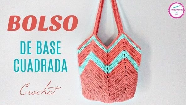 Bolso de base cuadrada a crochet